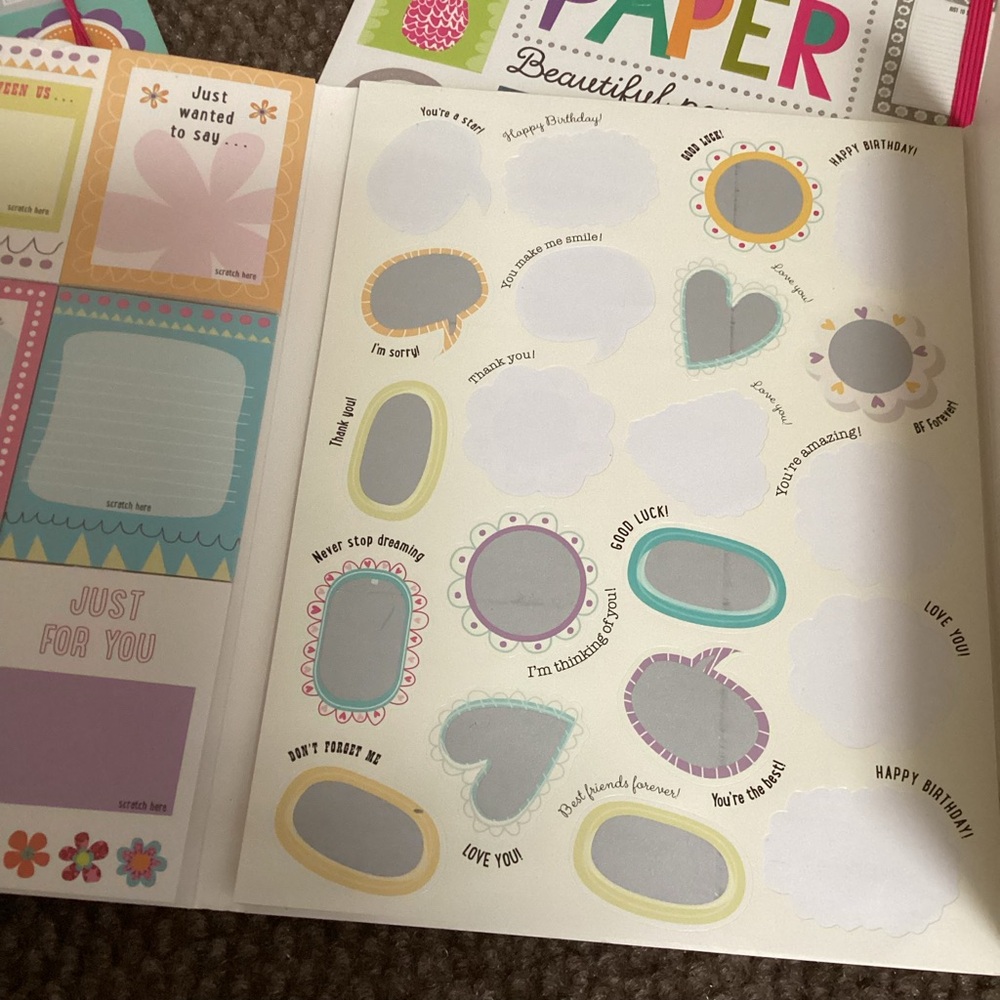 Paper gifting crafts, cards and decorating books - Picture 3 of 14